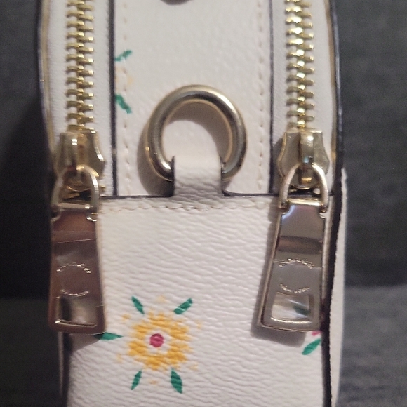 Coach White Floral Women's Bag - Picture 5 of 12